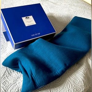 Origins Feel Good Hug - bedtime body wrap